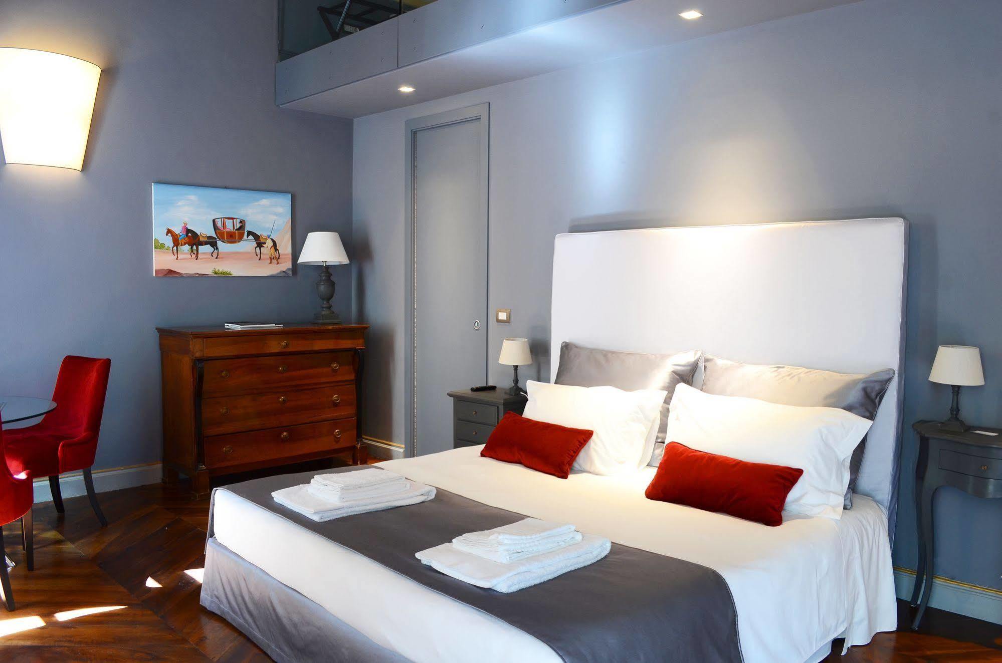 Palazzo Del Carretto Hotel *